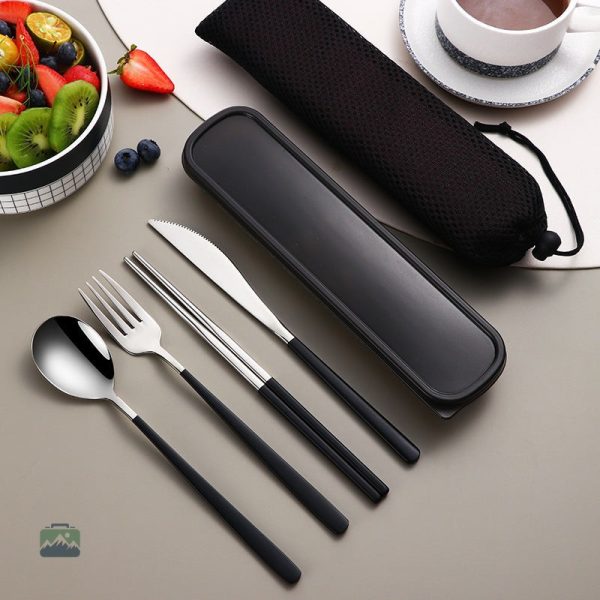 Accessoires de table en inox pour le voyage