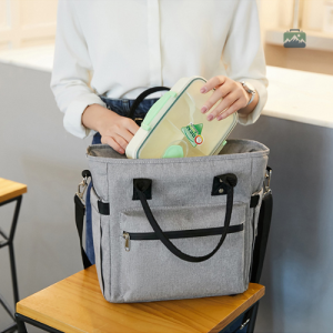 Sac isotherme noir avec bandoulière pratique