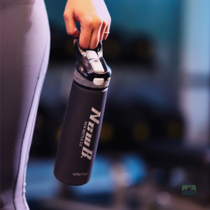 Gourde Noire 750 ml idéale pour les sportifs