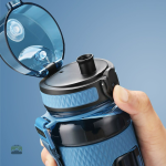 Accessoire de sport : gourde verte pour rester hydraté