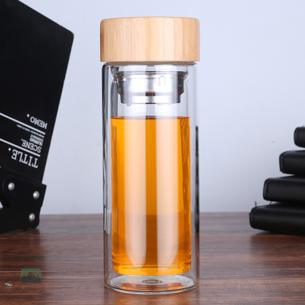 Gourde design en verre avec infuseur