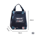 Sac à déjeuner bleu avec un design forestier attrayant