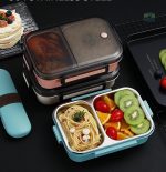 Bento box avec couvercle sécurisé pour éviter les fuites