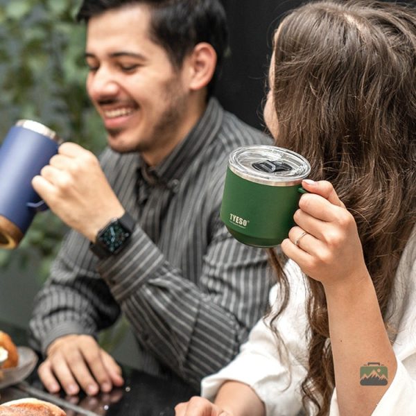 Mug isotherme portable 330 ml, pour les amateurs de boissons à emporter