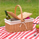 Panier en osier élégant pour un pique-nique convivial et pratique