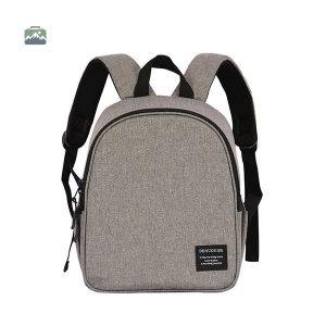 Petit sac à dos isotherme gris