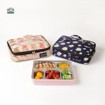 Sac isotherme léger et stylé avec motif de lapins