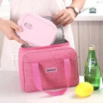 Sac isotherme coloré idéal pour les pique-niques et sorties