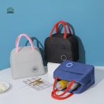 Sac isotherme repas, couleur bleu foncé, ours décoratif