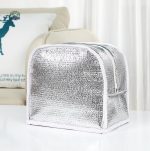 Sac isotherme coloré avec design panda pour vos repas nomades