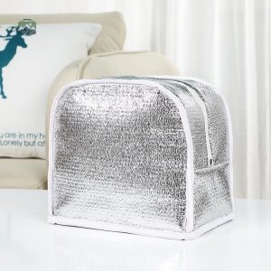 Sac isotherme coloré avec design panda pour vos repas nomades