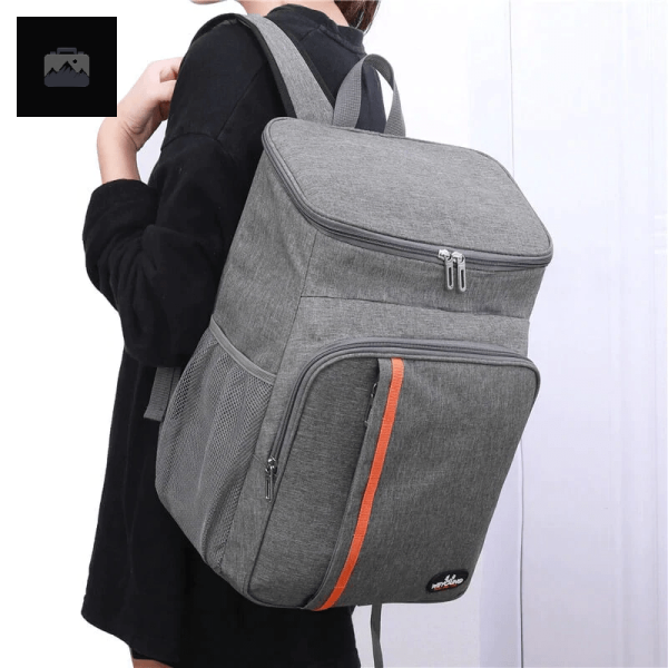 Sac isotherme compact bleu, idéal pour repas en plein air