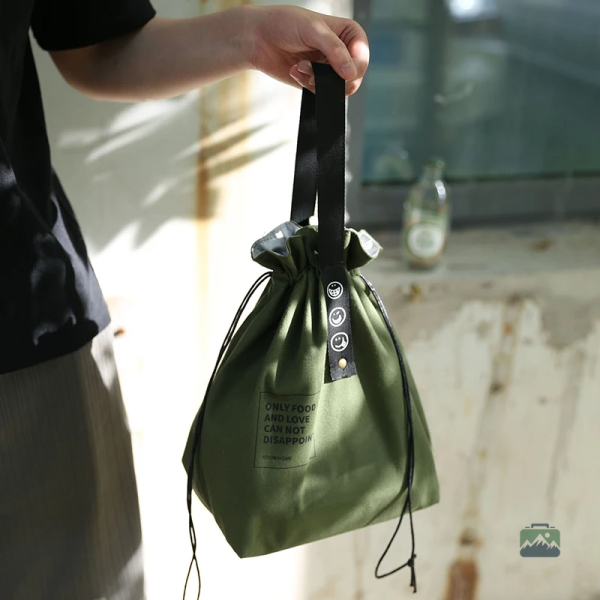 Sac repas avec cordon, design fonctionnel