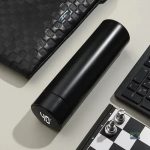 Thermos intelligent pour boissons chaudes